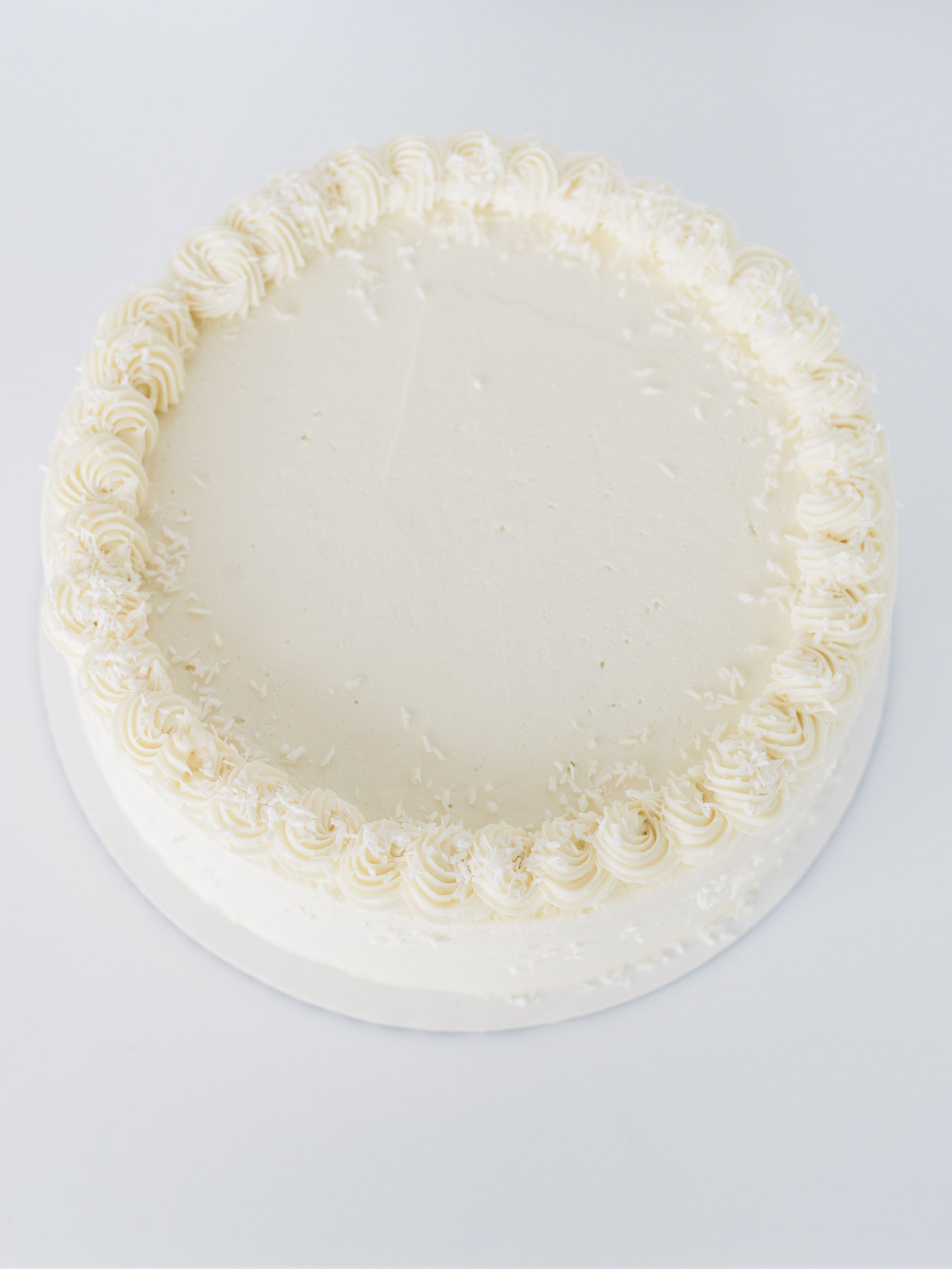 1,214 Blank Cake Stock Photos, High-Res Pictures, and Images - Getty Images